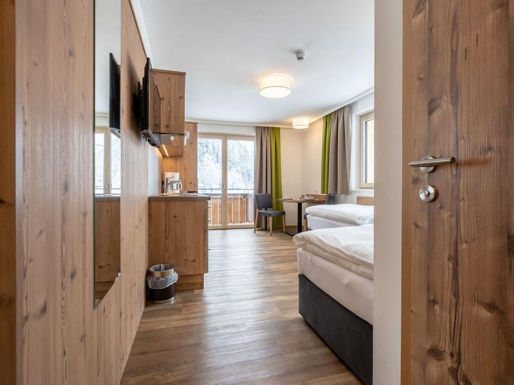 Chalet with Sauna And Jokercard in Summer – billede 3