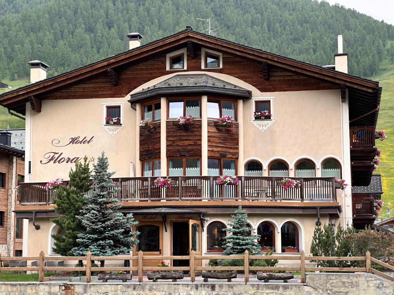 Hotel Flora - billede 1