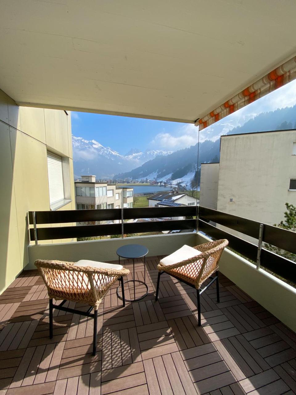 Wunderstay Alpine 203 Chic Studio with Balcony, Mountain And Lake View – bild 4