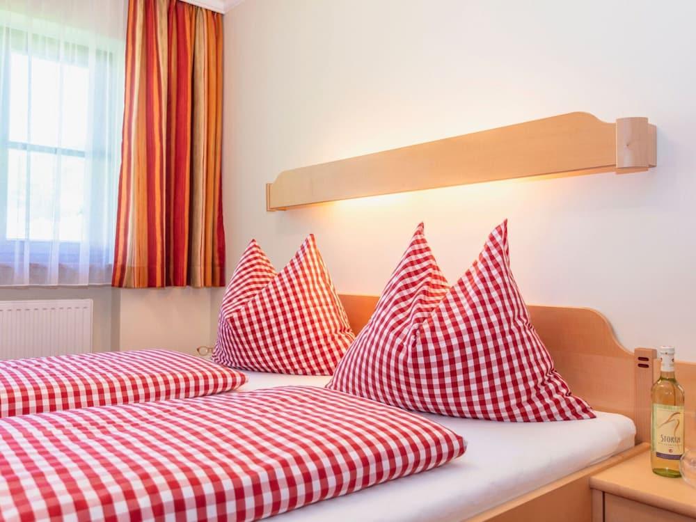 Elegant Apartment Near the Ski Bus - billede 2