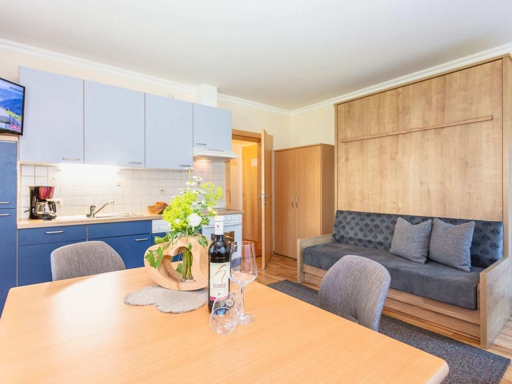 Elegant Apartment Near the Ski Bus - billede 4