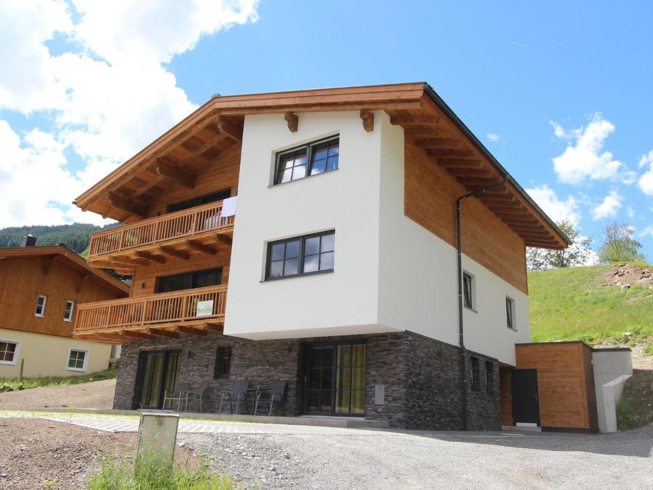 Modern Chalet with Sauna Near Ski Area in Saalbach-Hinterglemm Salzburgerland – billede 3