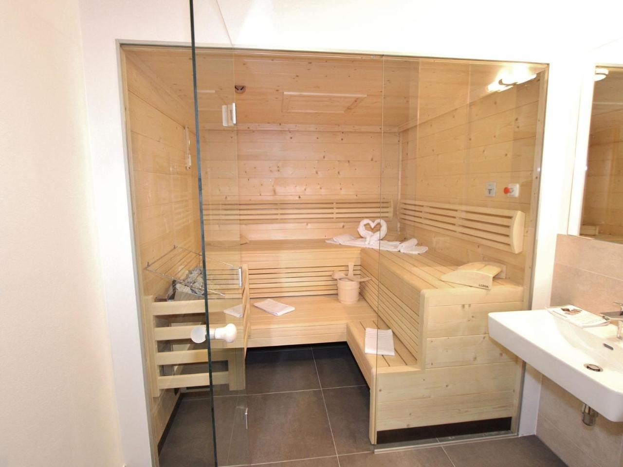 Modern Chalet with Sauna Near Ski Area in Saalbach-Hinterglemm Salzburgerland – billede 5