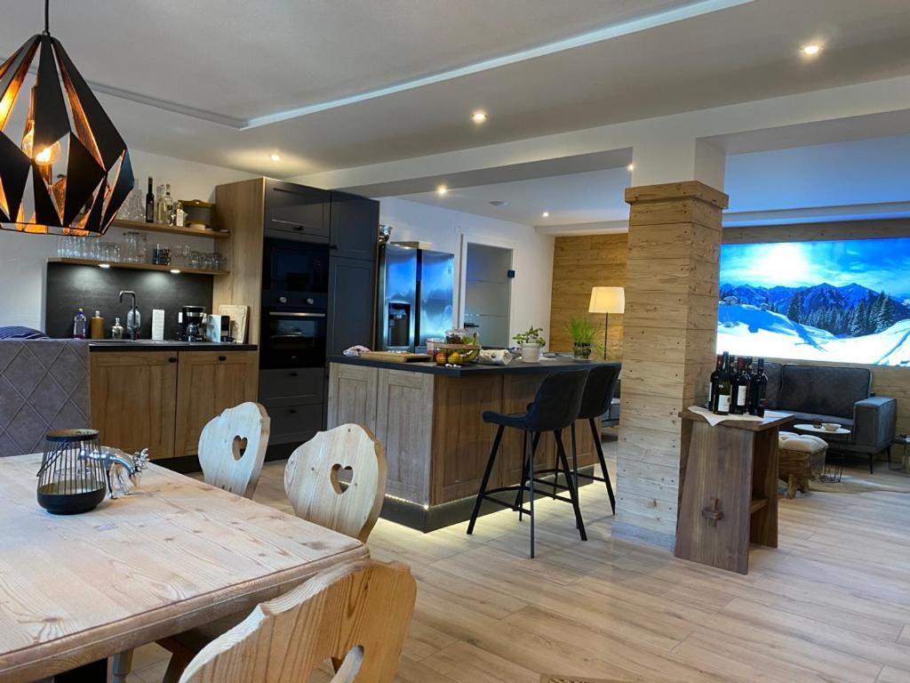 Alm Seasons Premium Chalet & Studios – billede 2
