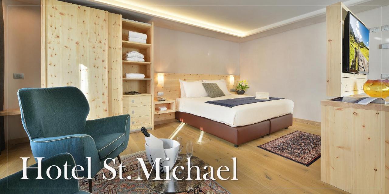 St. Michael - billede 1