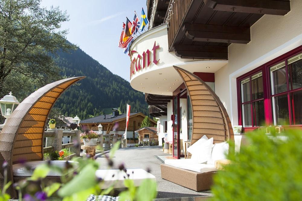 Arpuria (Adults only) – billede 1