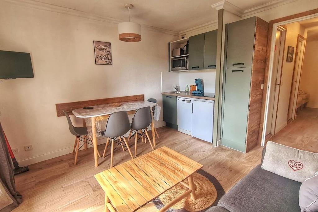 Les Bergers Au Pied Des Pistes & Piscine -Sauna & Balcon Sud - billede 3