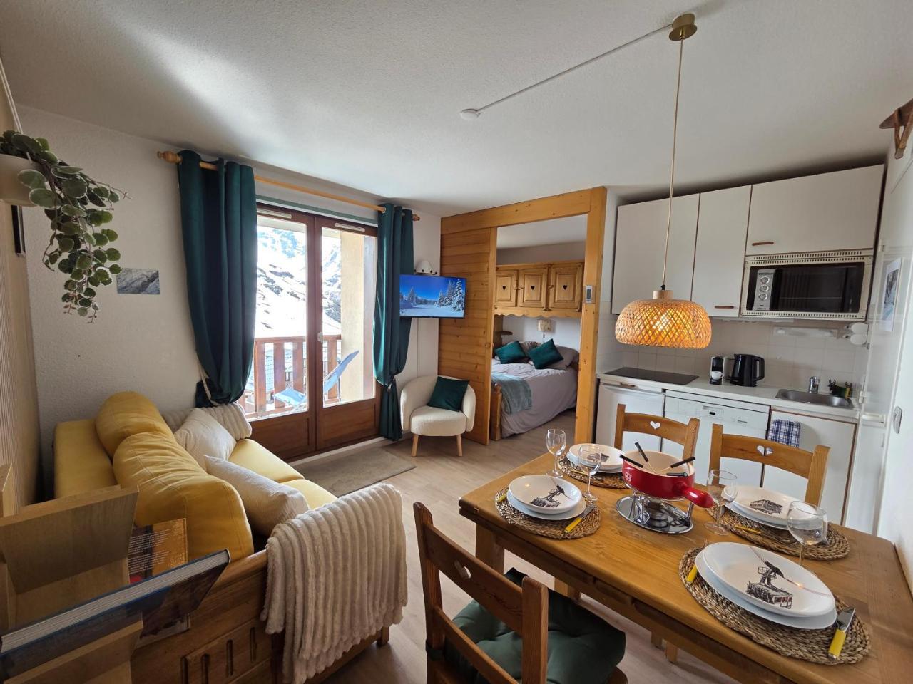 Val Thorens, Ski-In Ski-Out 1 Bedroom Apt for 4 with Fiber, South-Facing & Mountain Views - billede 1
