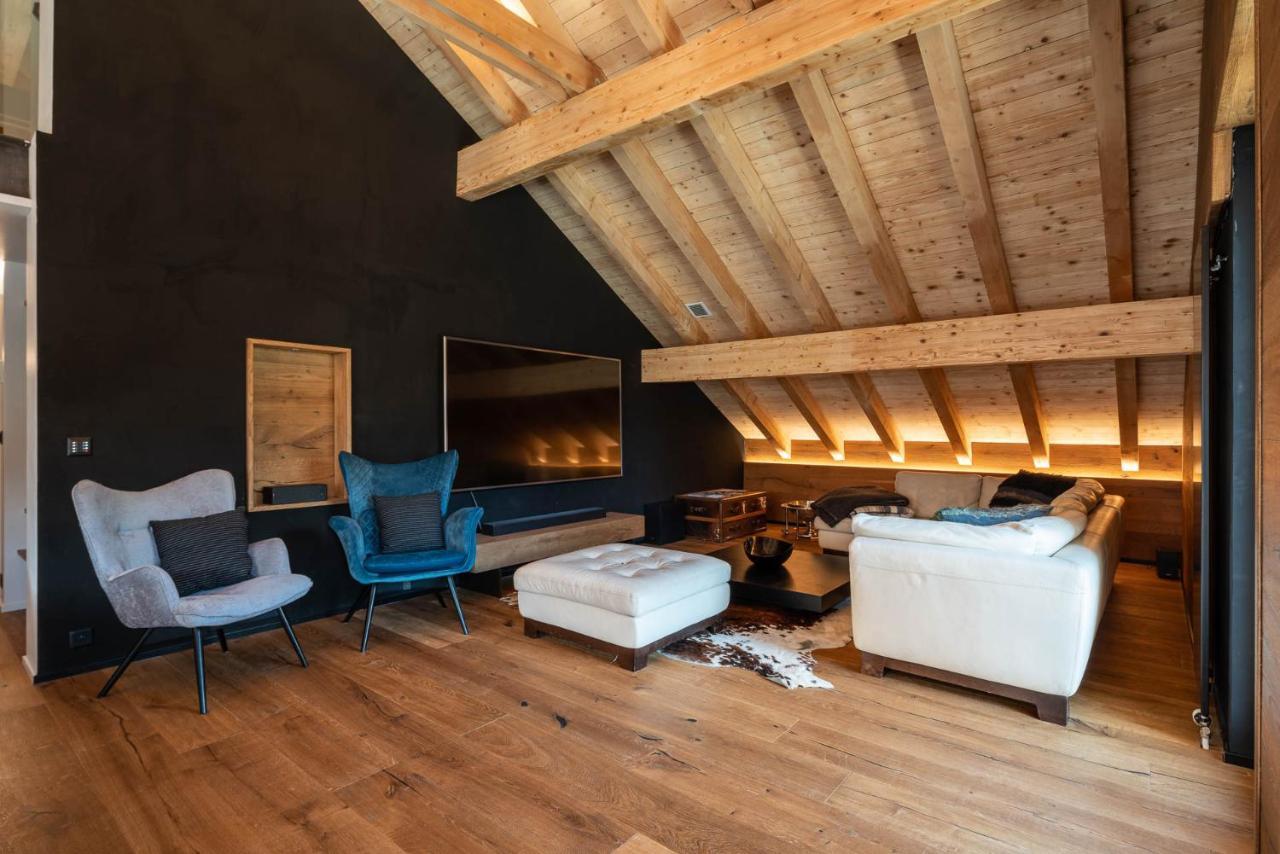 Central, Luxury, Chalet-Style Penthouse Apartment – bild 4