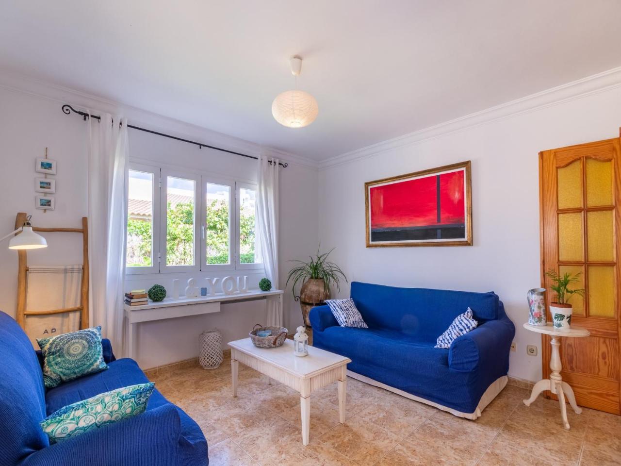 Can Content Villa with Pool & Garden - billede 2