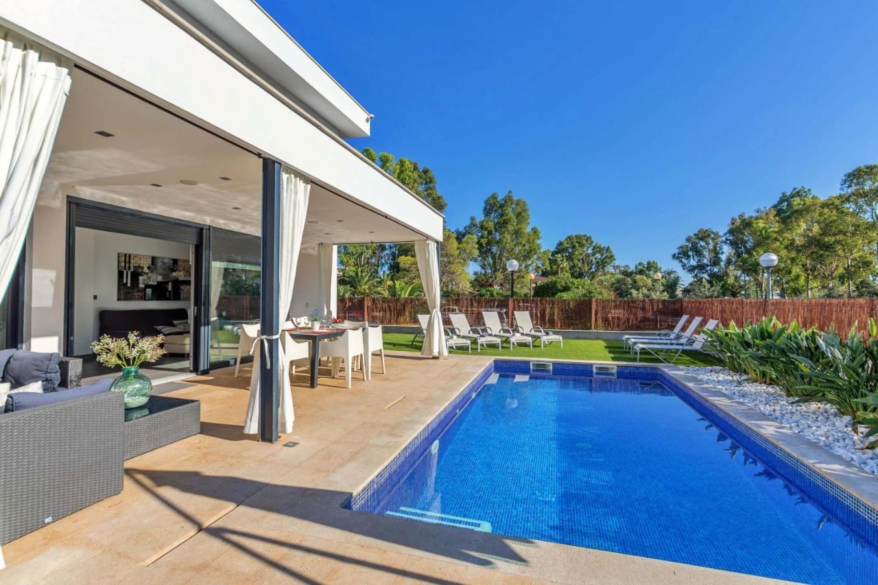 Beach Villa Cosins 1 Mel by Sealand Villas - billede 1