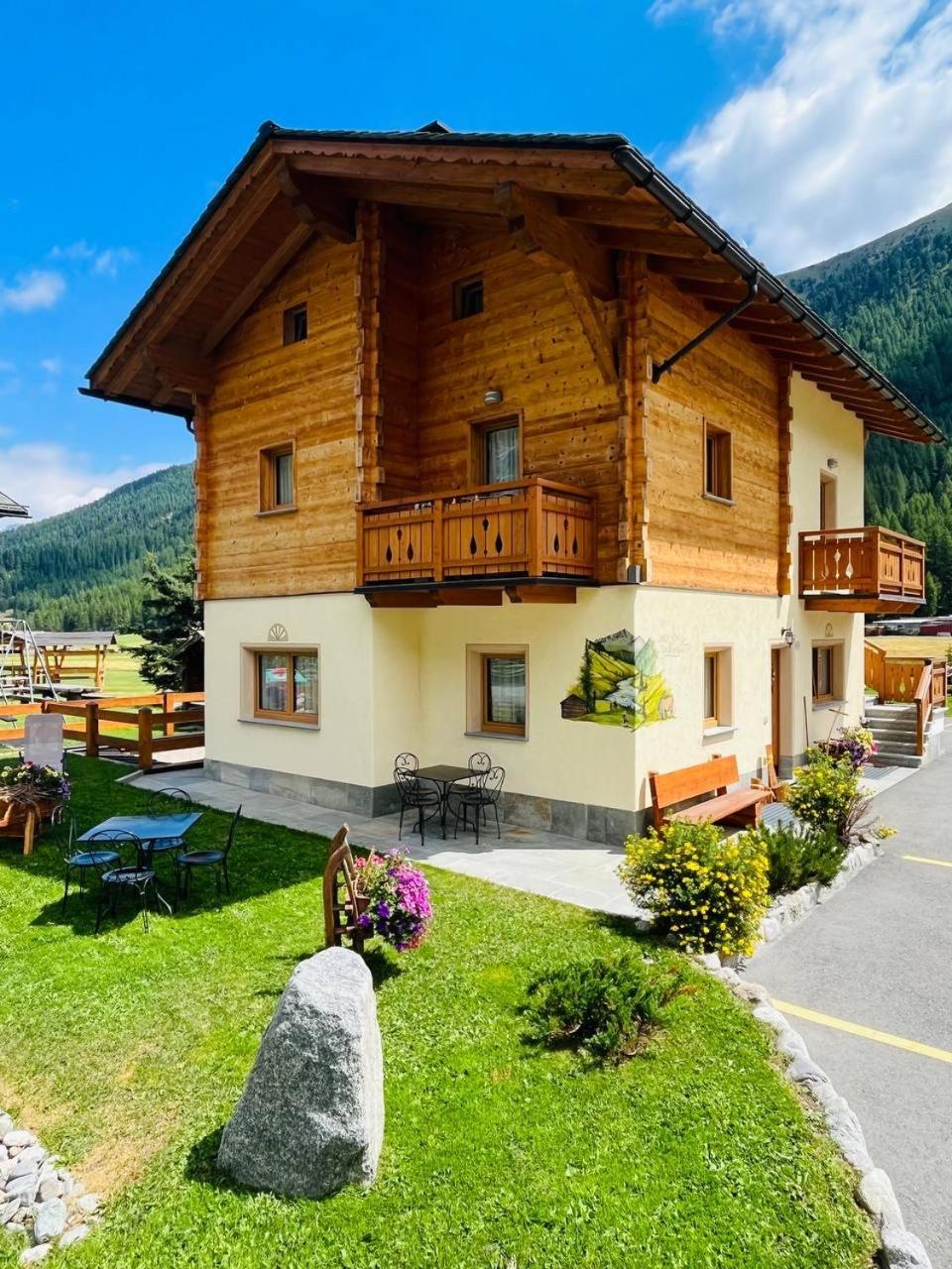 Chalet Sunshine - billede 1