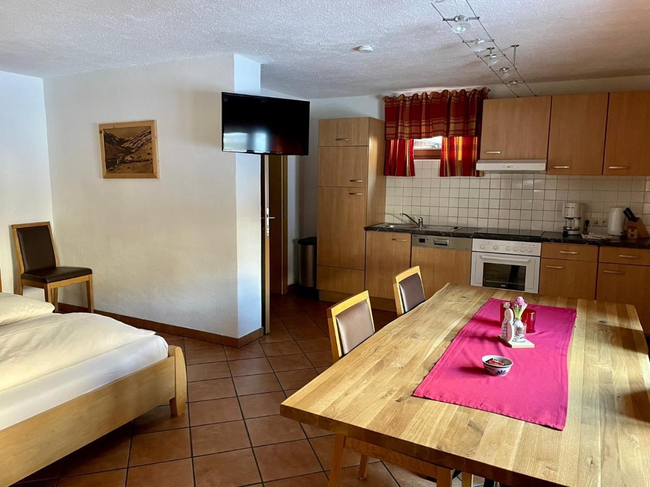 Appartements Kroll, Joker Card in Summer Included! – billede 4