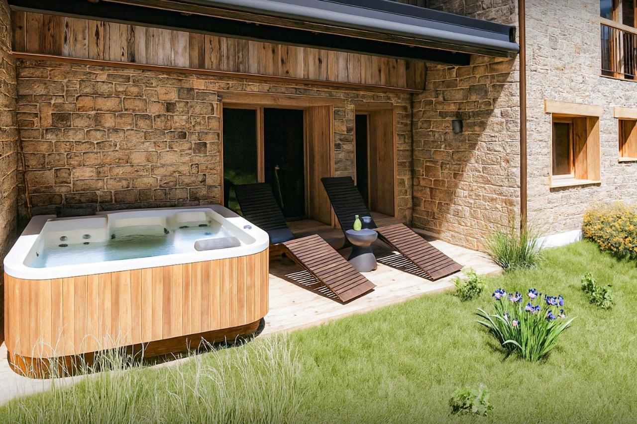 Chalet Ferret - Ovo Network