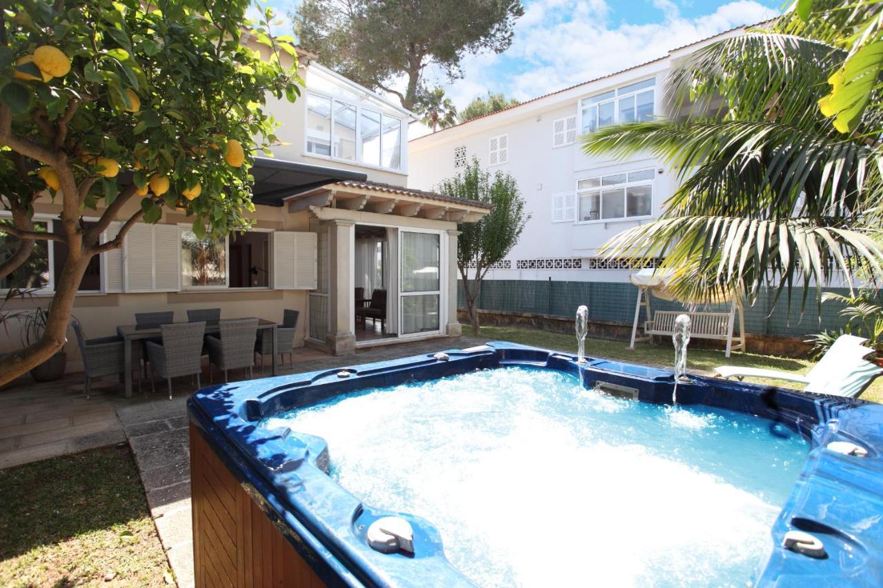 Villa Beach Alcudia, Lovely House with Jacuzzi - billede 1