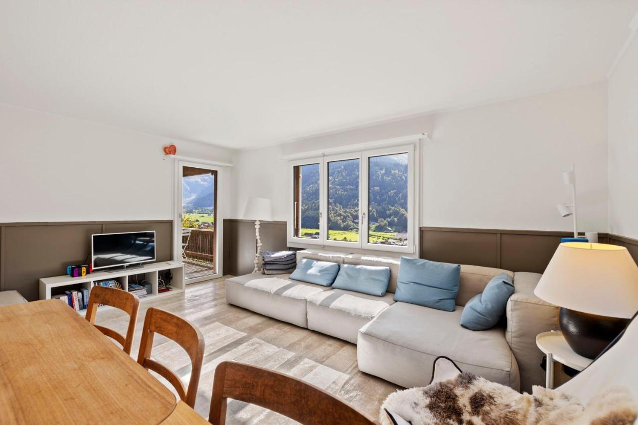 Sunny Design Chalet in Engelberg with Spectacular View on Mount Titlis – bild 2