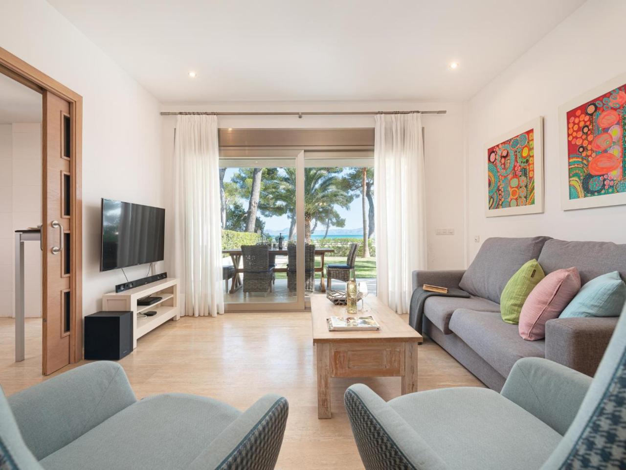 Exclusiva Villa Saturn En Primera Linea de Playa En Alcudia Con Jacuzzi - billede 2