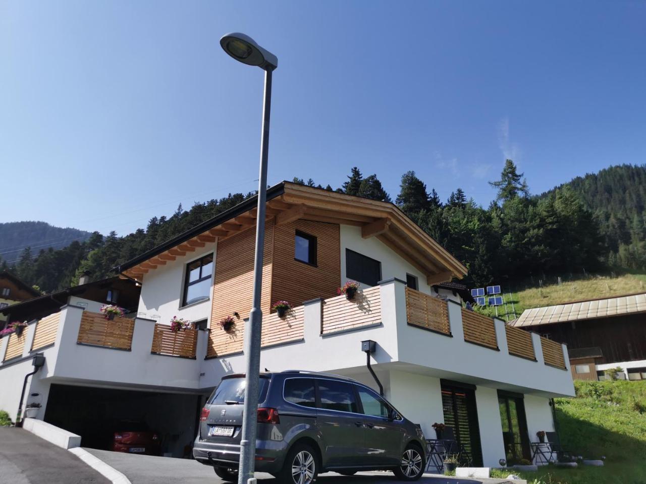Appartement Grafoner – billede 1