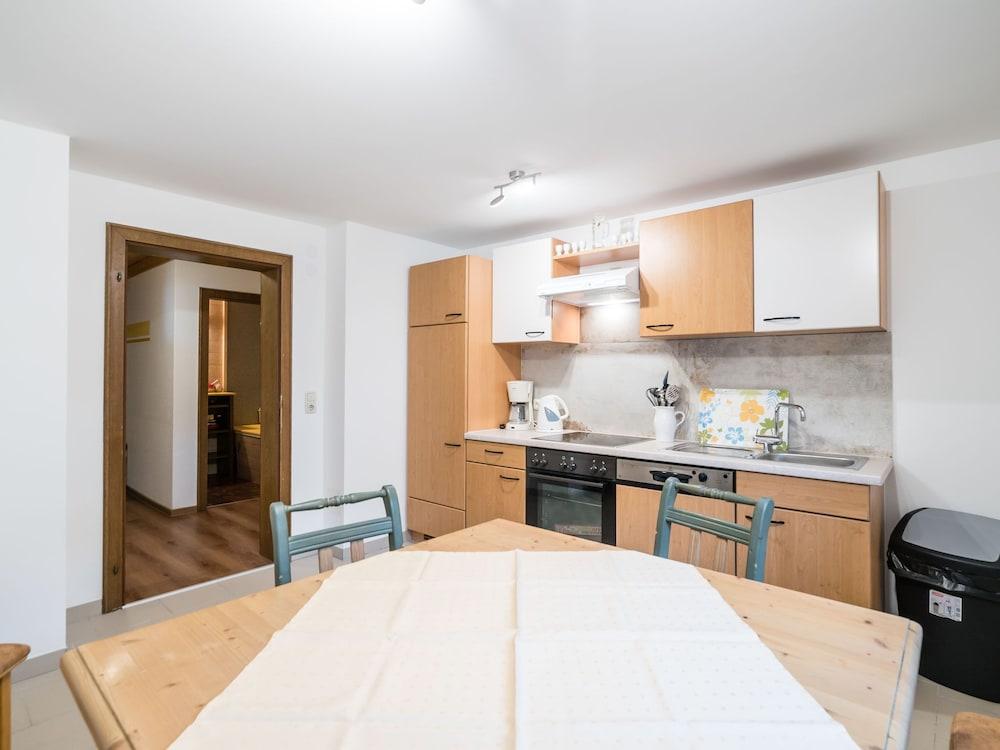 Spacious Apartment in Salzburg Near Ski Area – billede 2