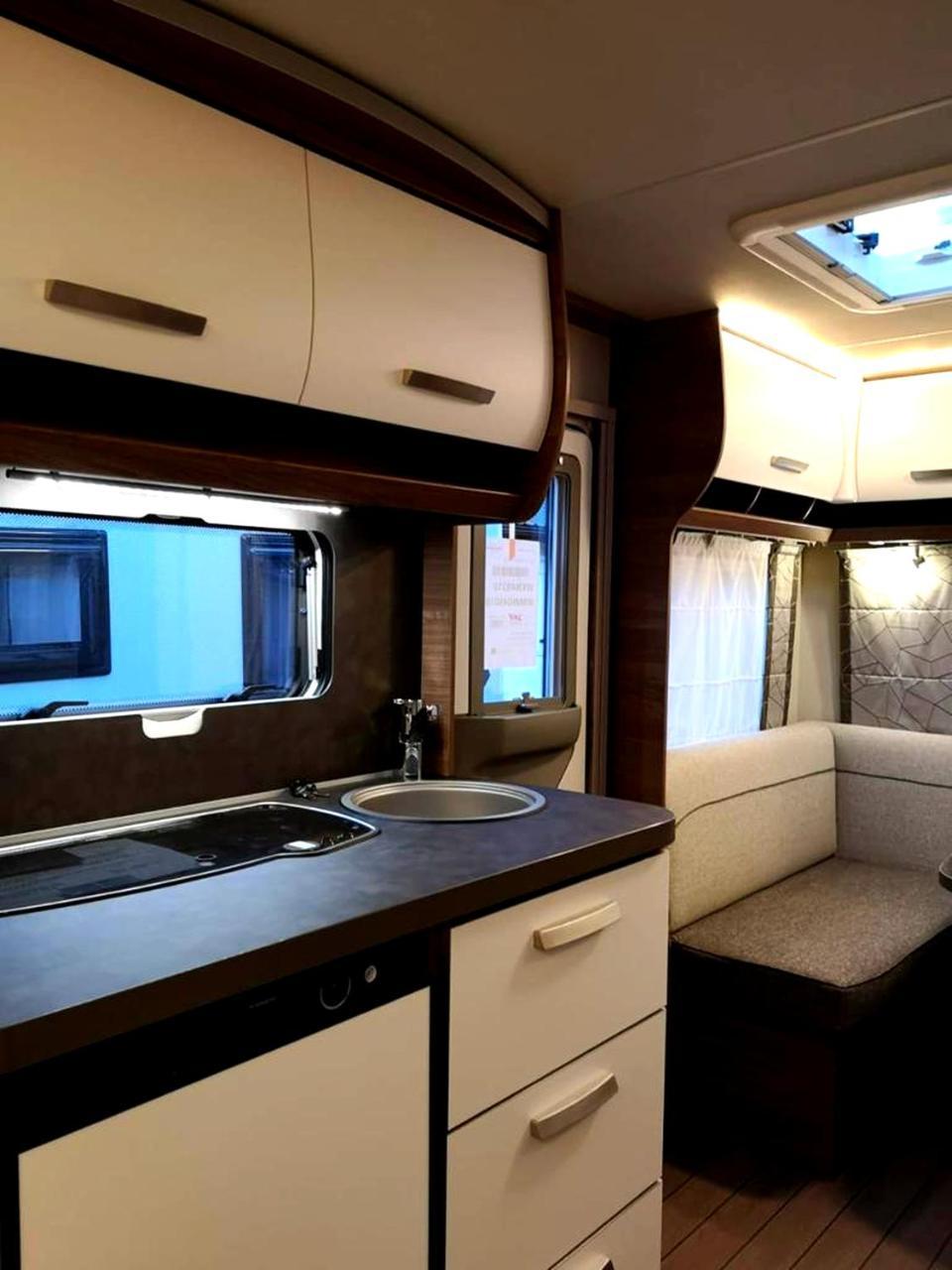 Cozy Caravan in Camping Erlengrund, Bad Hofgastein – billede 5