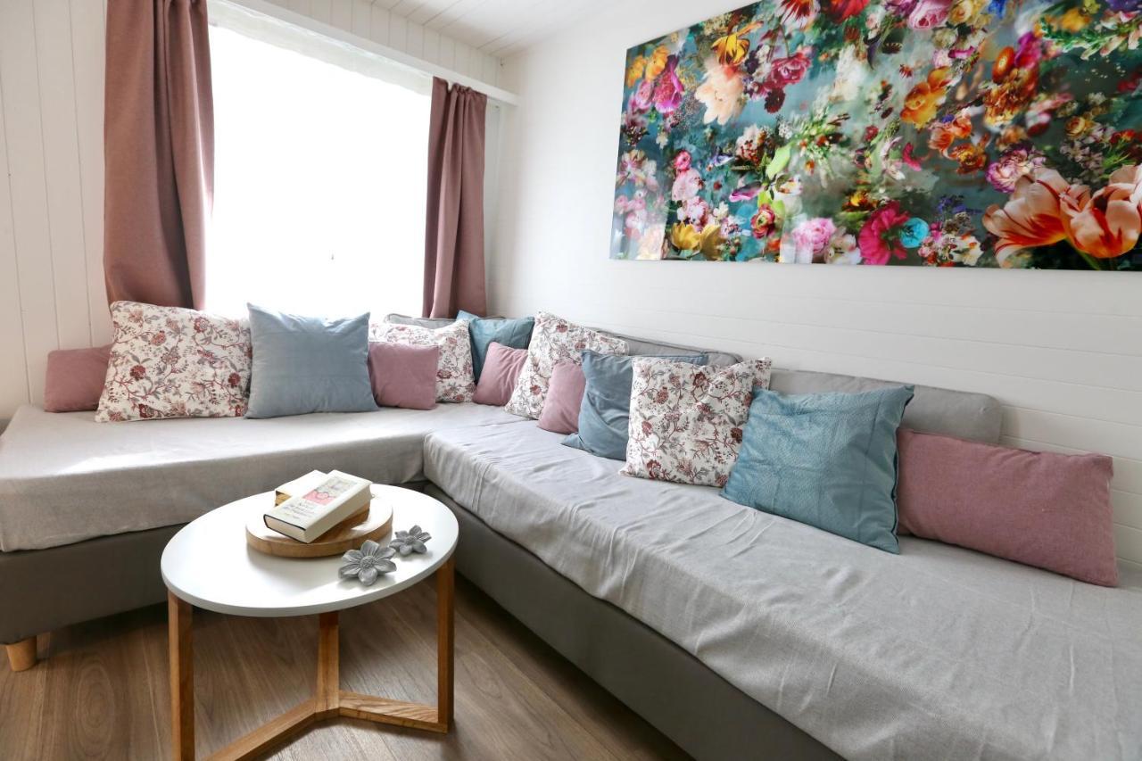 Alp Apartments Centre Location with Traditional Design And Self Check-In – bild 1