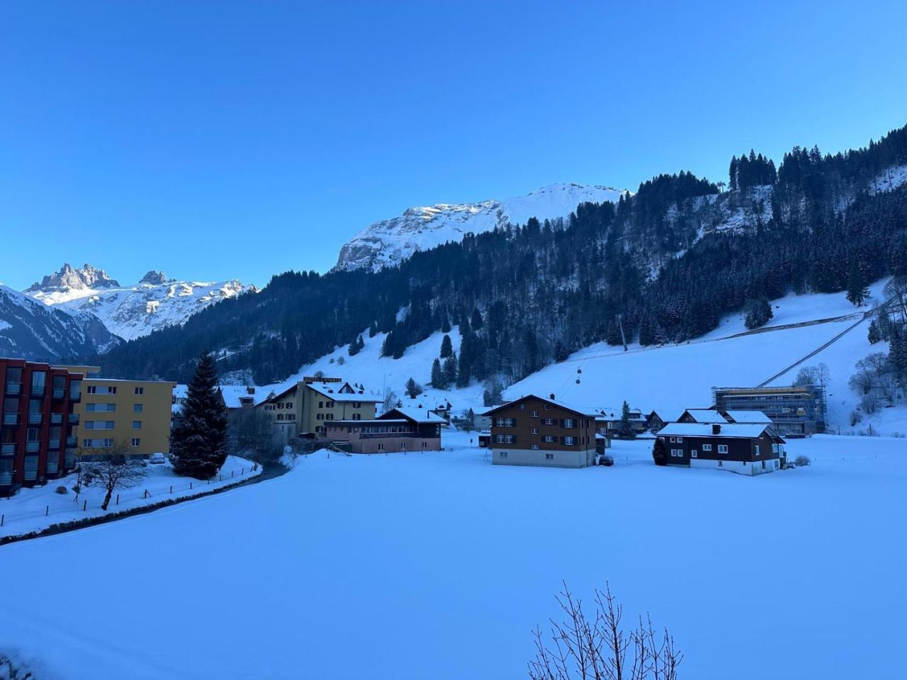 Alpine Escape Titlis, Ski, Lake – bild 5