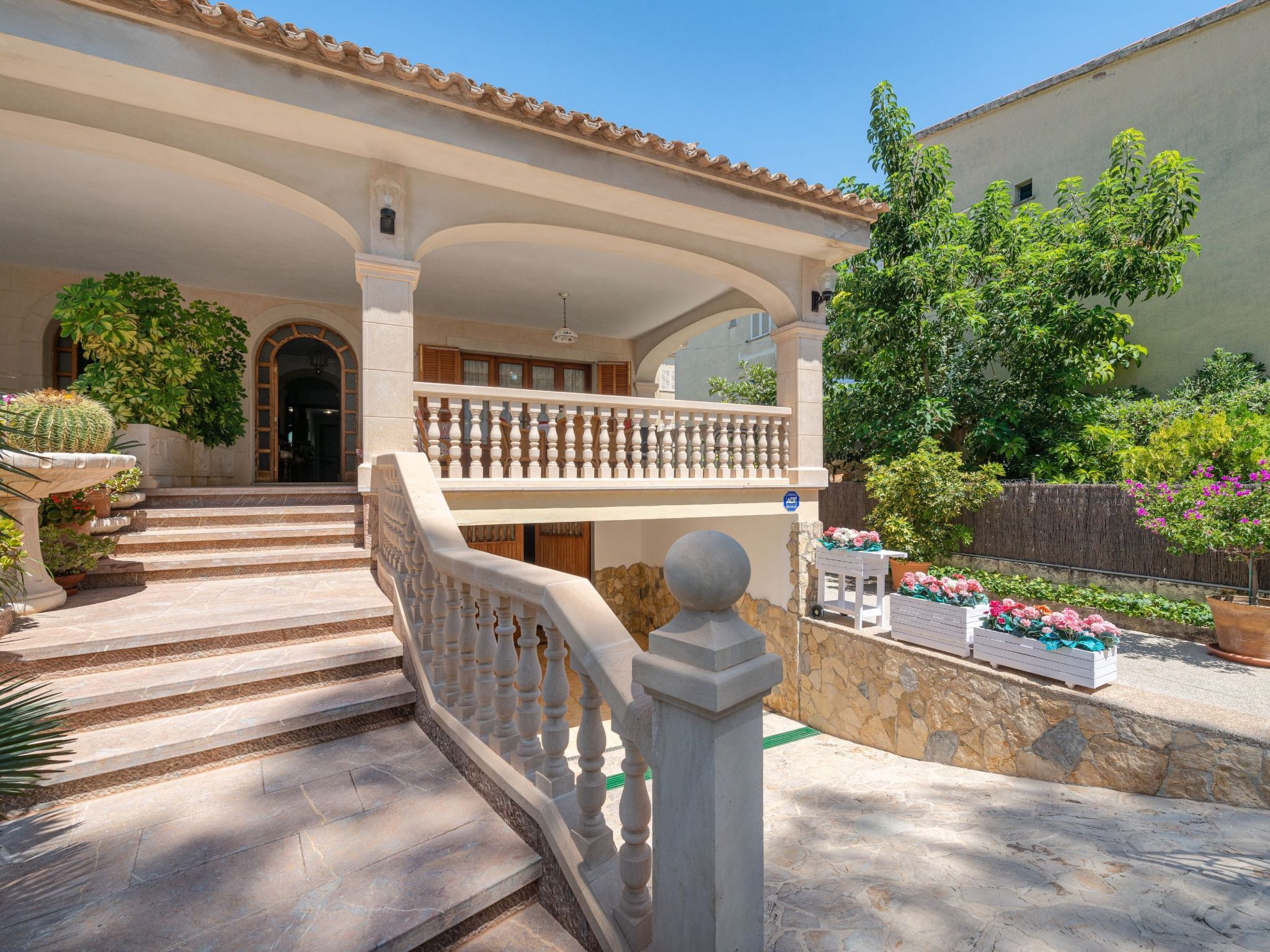 Stilvolle Villa mit Terrasse und Nähe zum Strand - billede 2