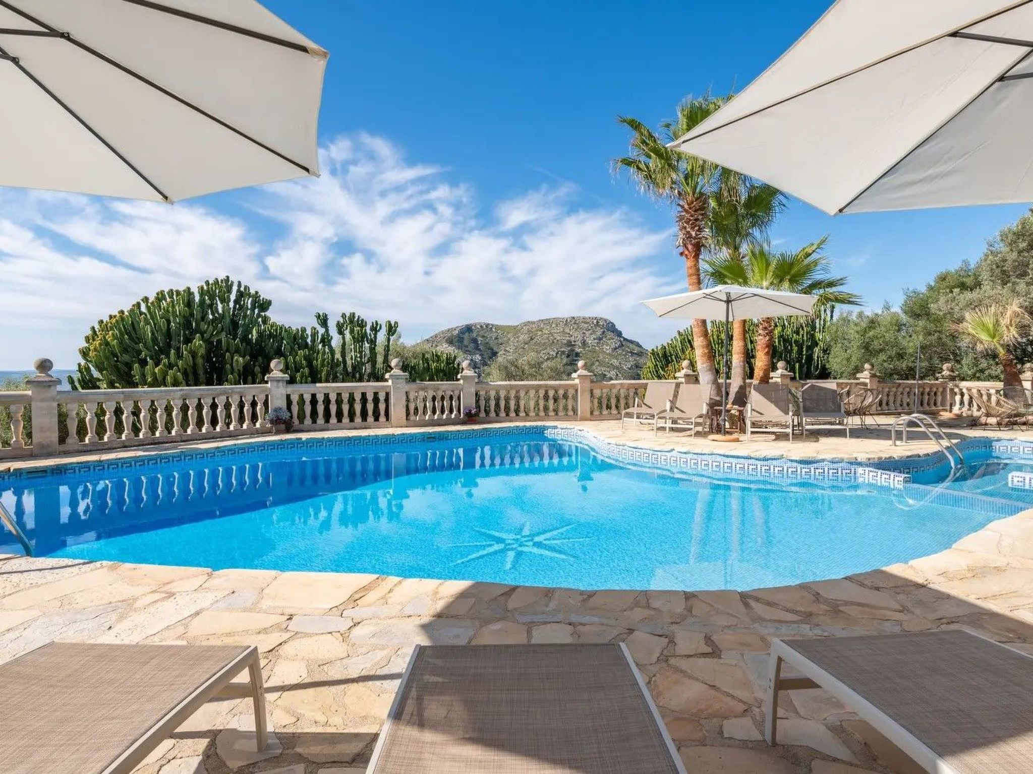 Villa 'Oscols d'Alt' mit eigenem Pool - billede 2