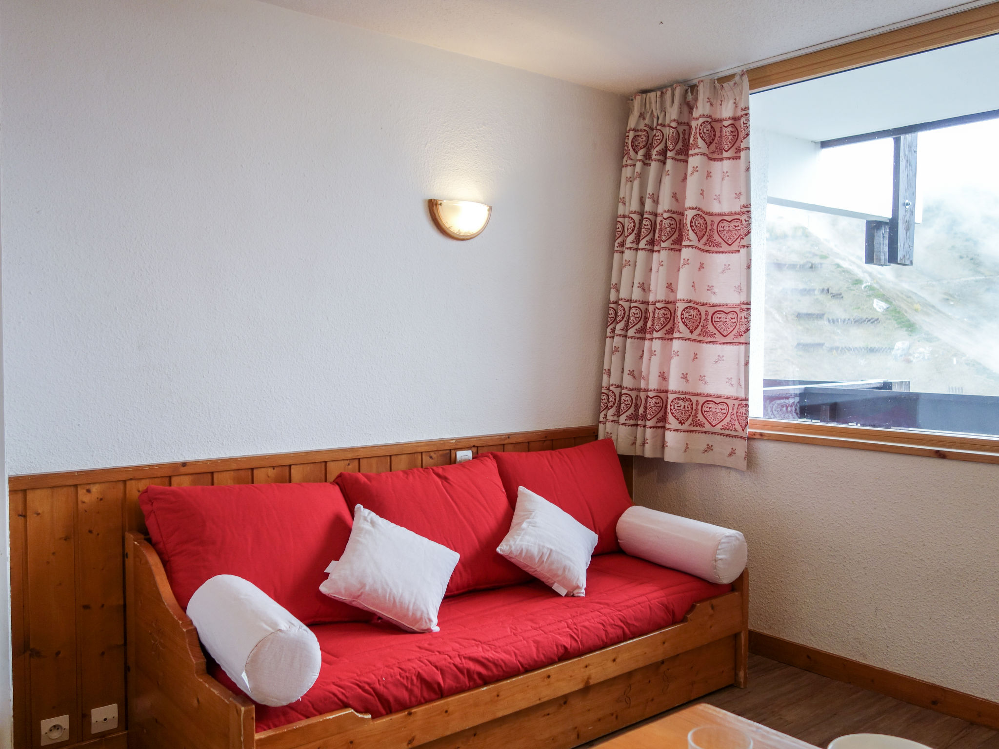 Home Club (Lavachet) - billede 1