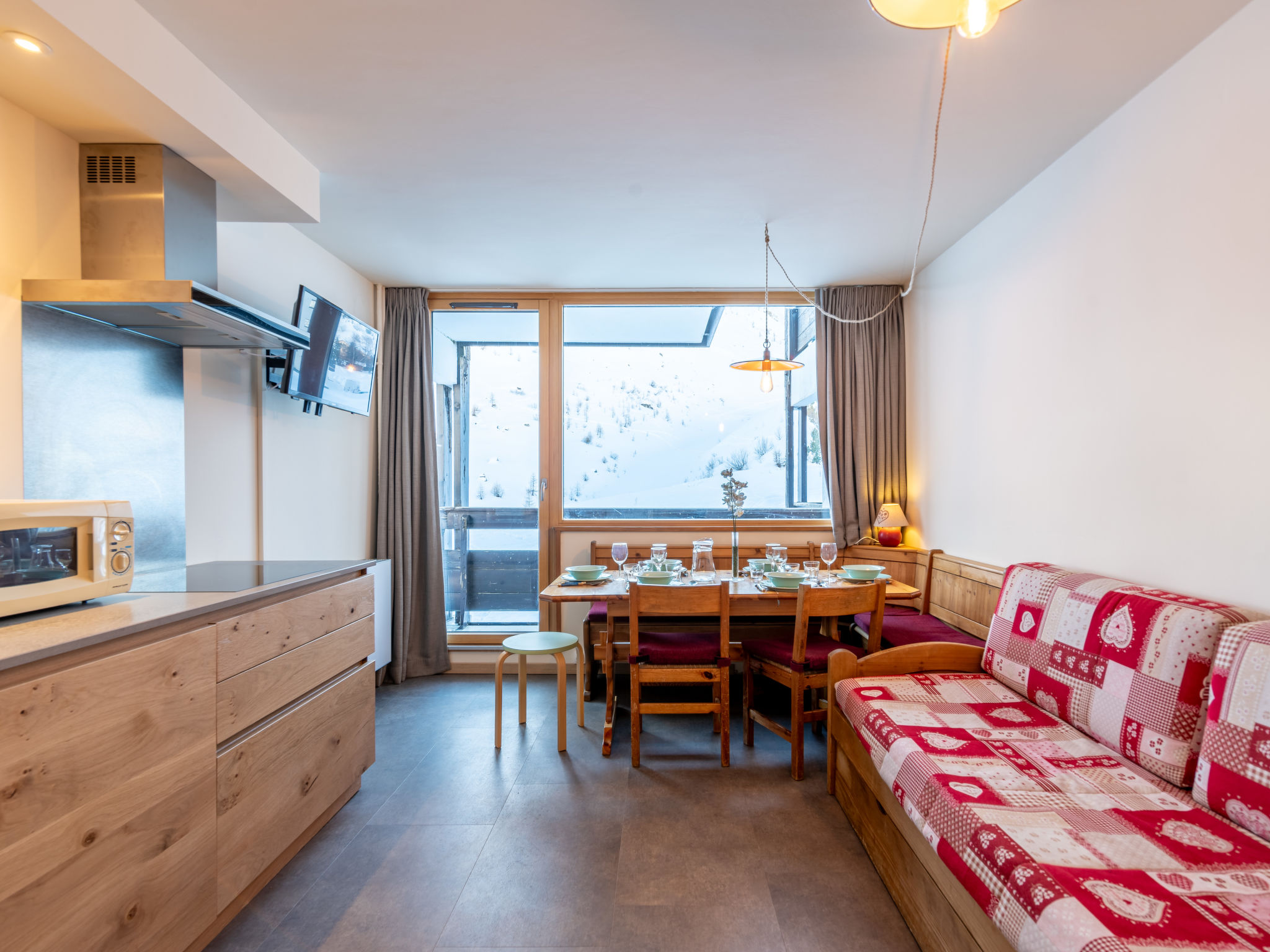 Home Club (Lavachet) - billede 1