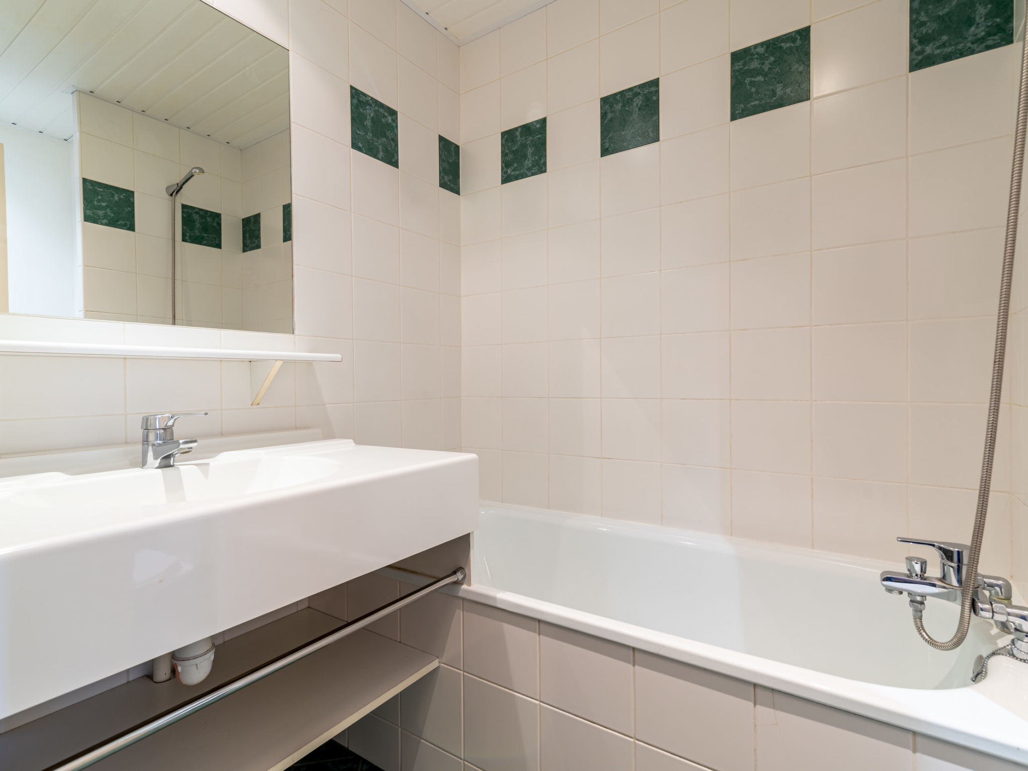 Home Club (Lavachet) - billede 4