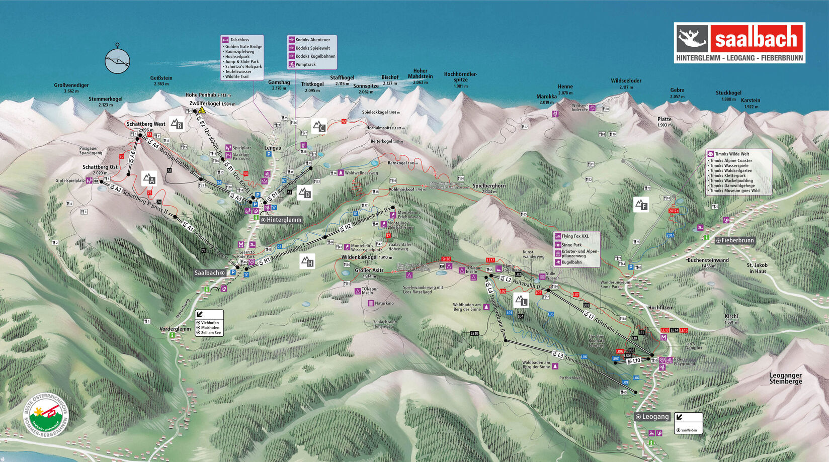 En detaljerad skidortskarta över Saalbach Hinterglemm Leogang Fieberbrunn, perfekt för att planera din sommarsemester i Saalbach. Den visar skidliftar, pister och anläggningar med symboler och färgkodade leder bland höga toppar och dalar. 