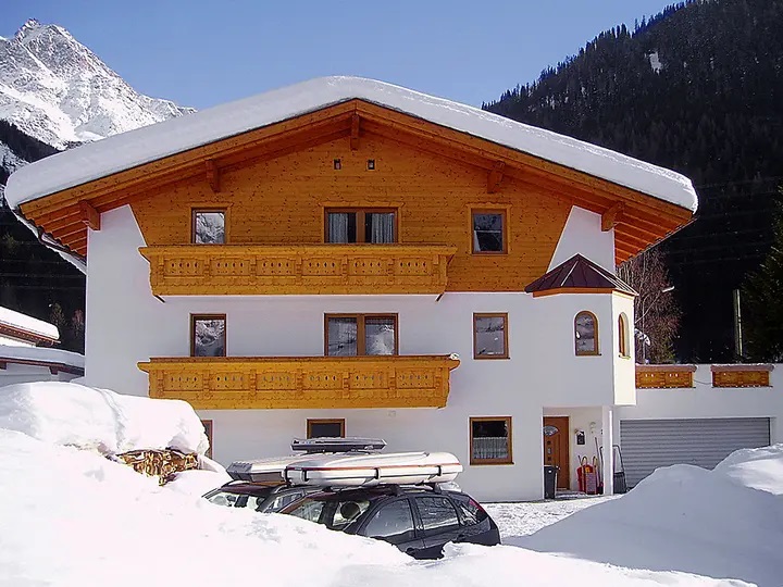 Haus Stark