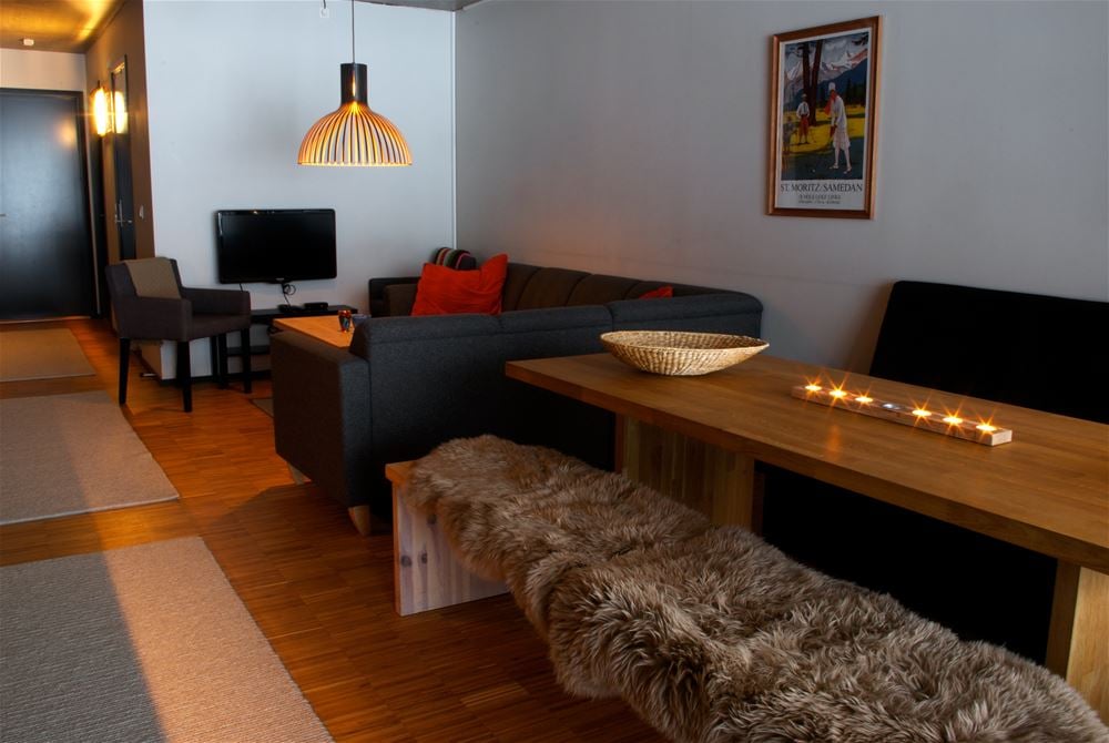 Studio H A105