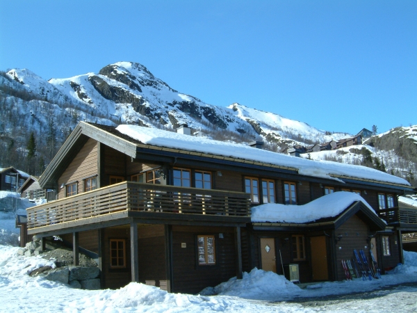 Veslestølen A og B