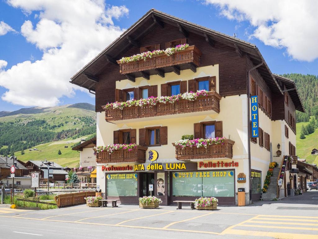 Hotell Baita Della Luna