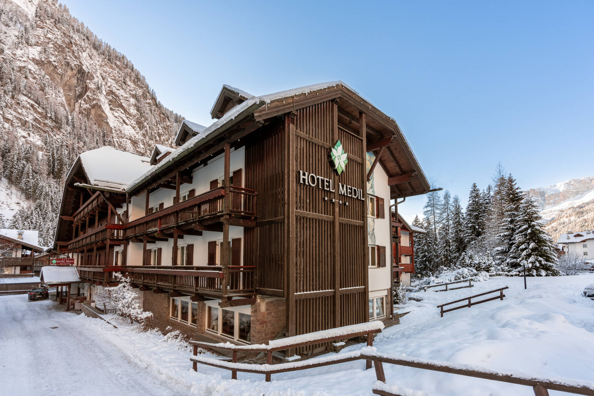 Hotel Medil (Campitello)