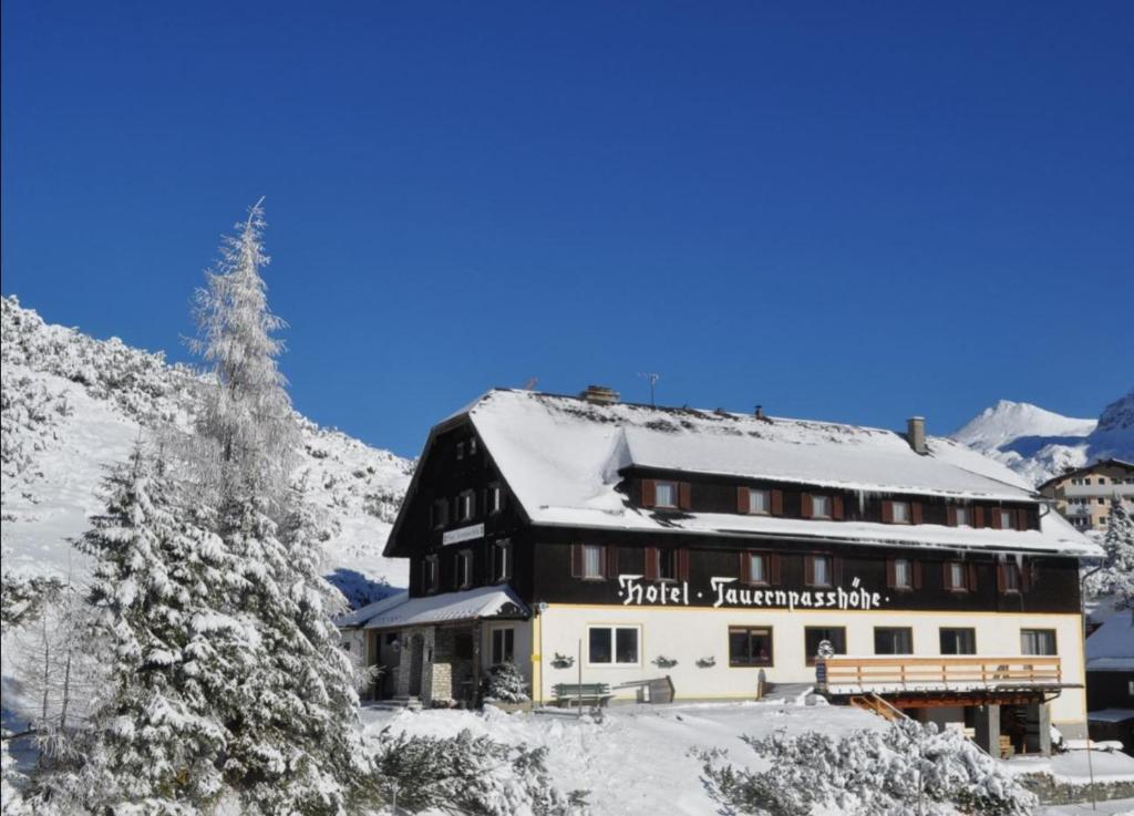 Hotell Tauernpasshöhe