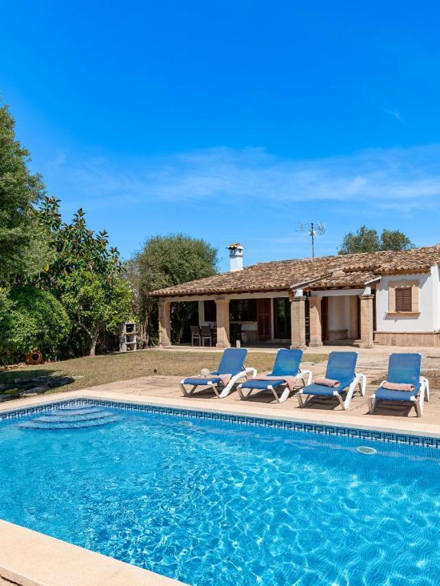 Ca Na Lloreta by Sealand Villas