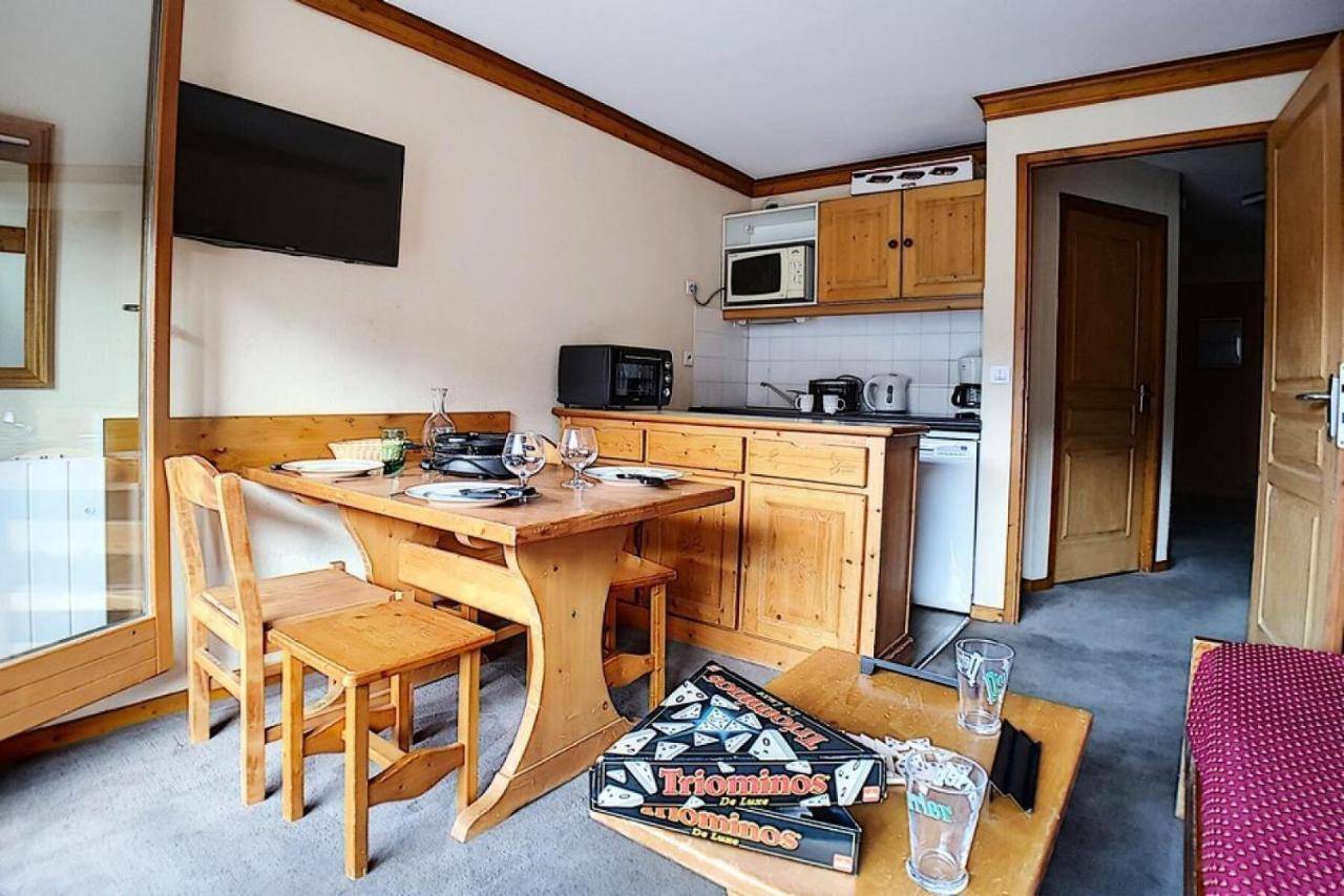 Residence Valmonts a - Appartement Standard · Depart Ski Aux Pieds · Balcon Mae-2414, Les Menuires
