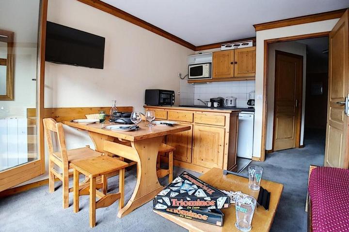 Hotellbilder – Residence Valmonts a - Appartement Standard · Depart Ski Aux Pieds · Balcon Mae-2414 (1/10)