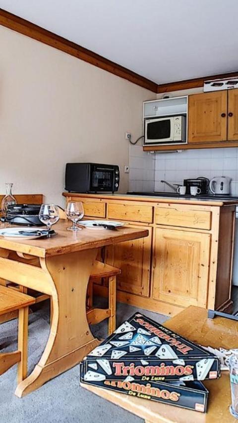Residence Valmonts a - Appartement Standard · Depart Ski Aux Pieds · Balcon Mae-2414 – Les Menuires