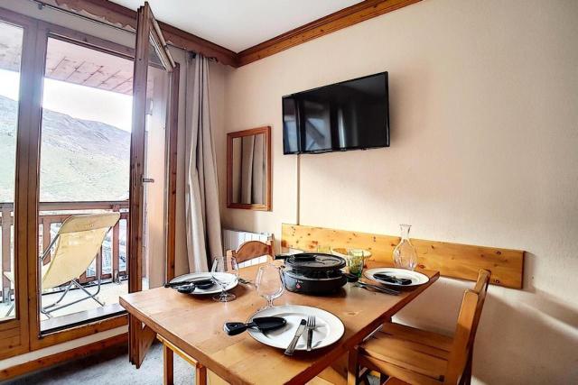 Residence Valmonts a - Appartement Standard · Depart Ski Aux Pieds · Balcon Mae-2414 – bild 4
