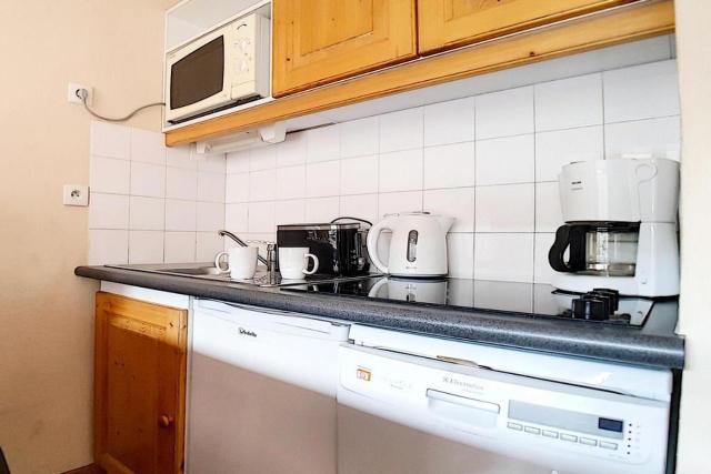 Residence Valmonts a - Appartement Standard · Depart Ski Aux Pieds · Balcon Mae-2414 – bild 8