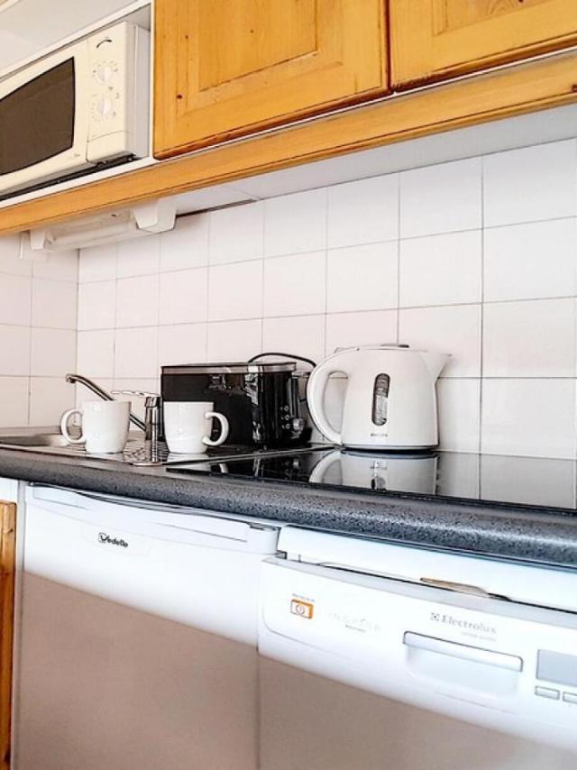 Residence Valmonts a - Appartement Standard · Depart Ski Aux Pieds · Balcon Mae-2414 – bild 8