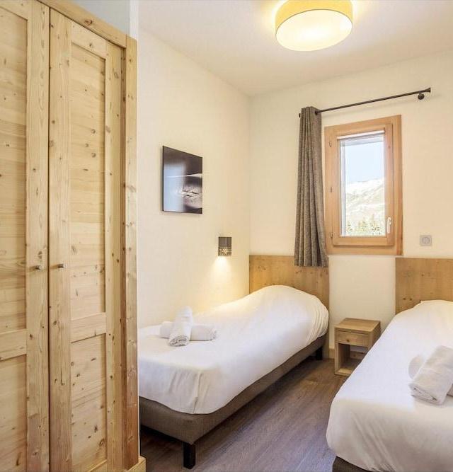 Apartment in Les Menuires with SPA & Ski Access – bild 7