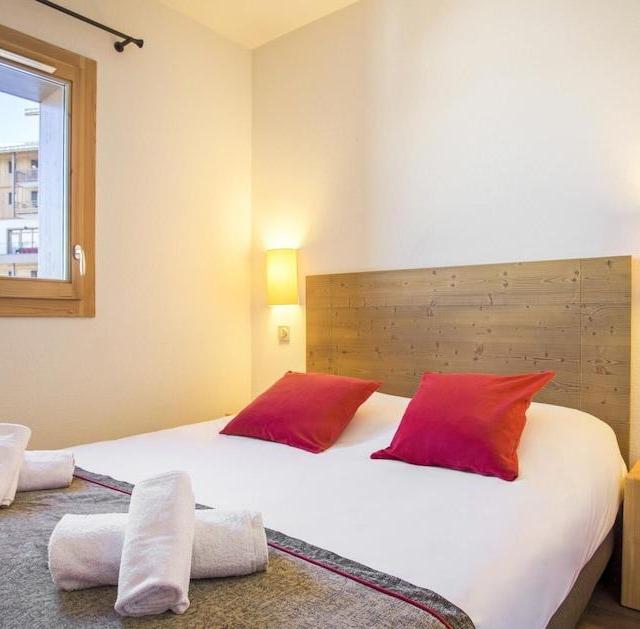 Apartment in Les Menuires with SPA & Ski Access – bild 9
