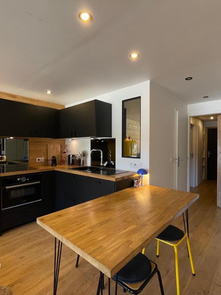Two-Bedroom Apartment with Balcony (3 bunk beds) – Homency - Residence la Meije 5