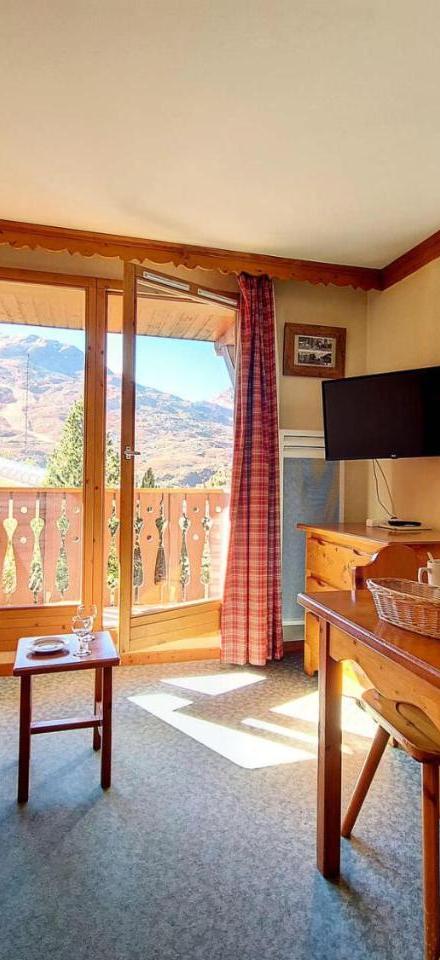 Appartement – Residence Valmonts a - Appartement Standard · Depart Ski Aux Pieds · Balcon Mae-2624