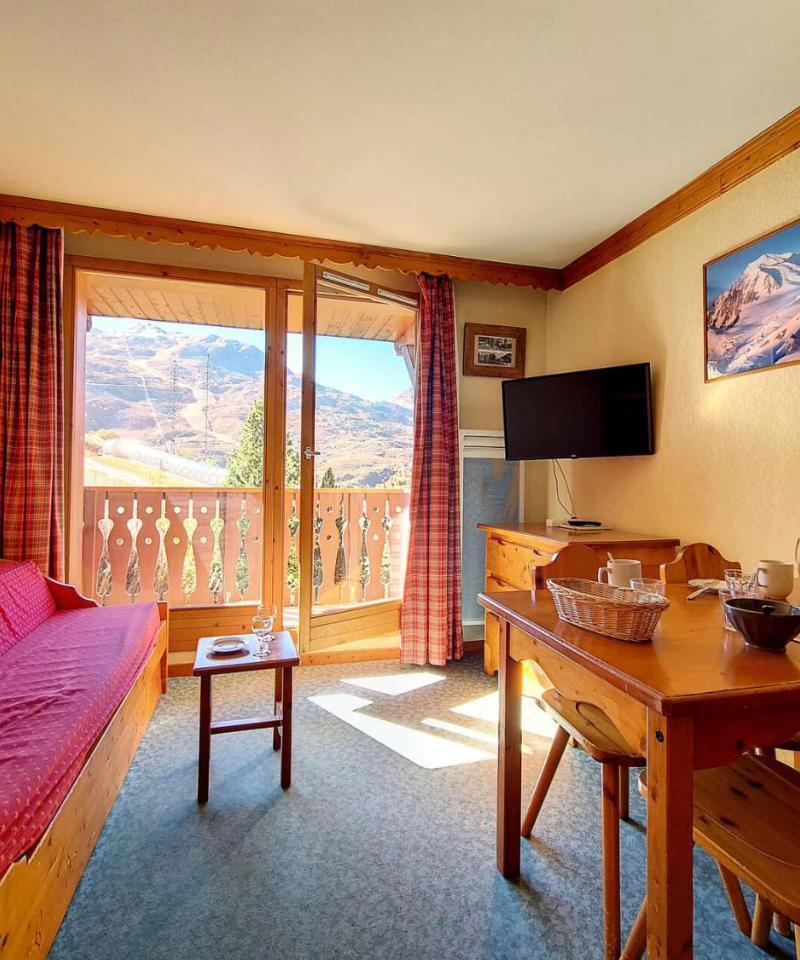 Residence Valmonts a - Appartement Standard · Depart Ski Aux Pieds · Balcon Mae-2624